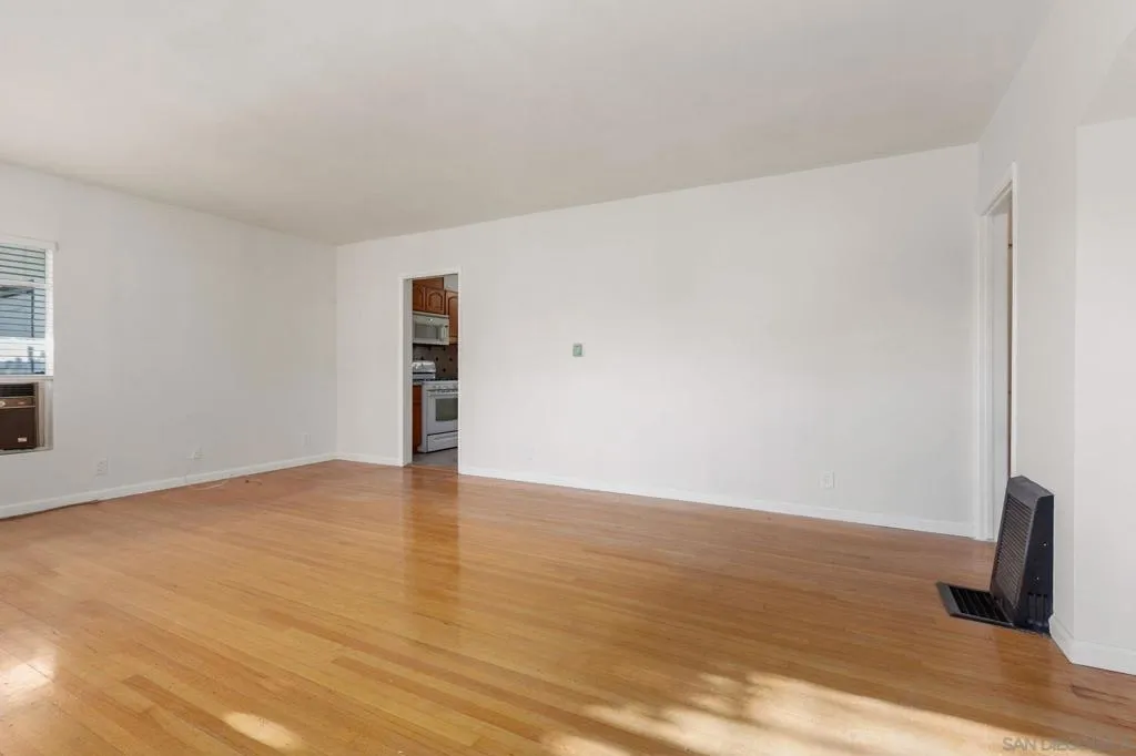 228 E 15th Ave, Escondido, California 92025 home-pic-25