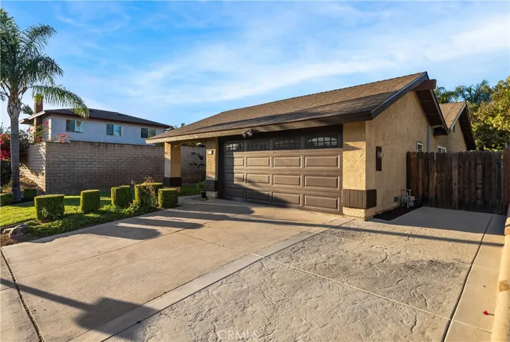 7477 Penwood Lane, Jurupa Valley, California 92509