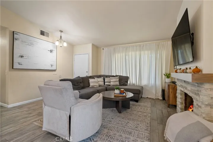 7477 Penwood Lane, Jurupa Valley, California 92509