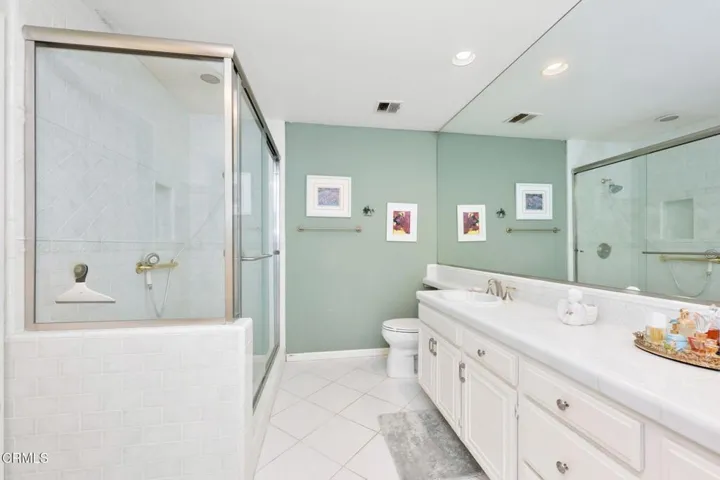 18-web-or-mls-32108-village-32