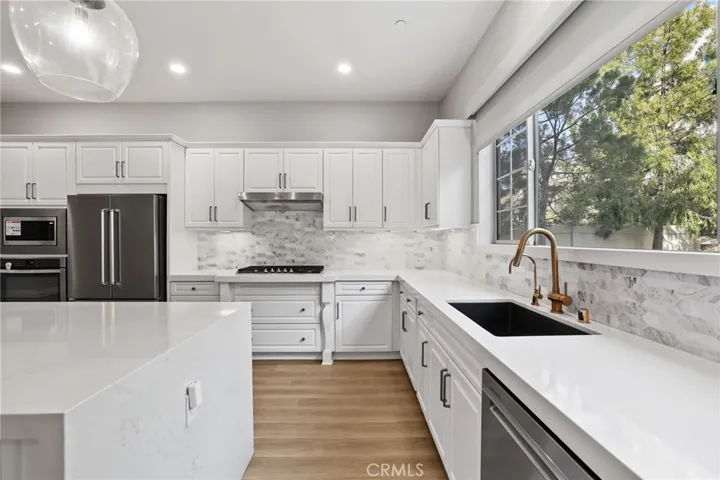1749 Canyon Oaks Lane, Lake Forest, California 92610