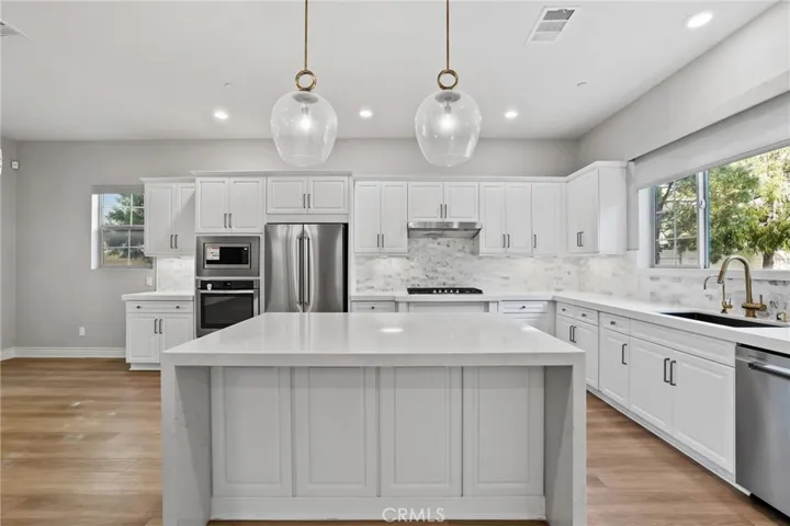 1749 Canyon Oaks Lane, Lake Forest, California 92610
