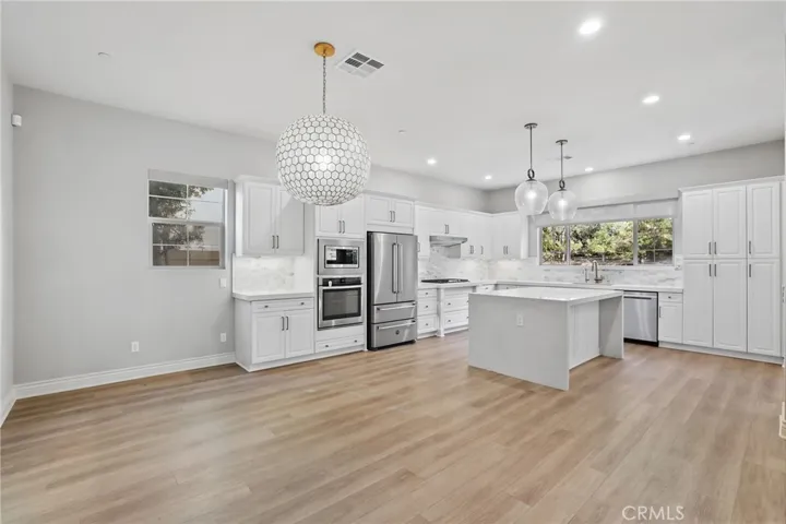 1749 Canyon Oaks Lane, Lake Forest, California 92610