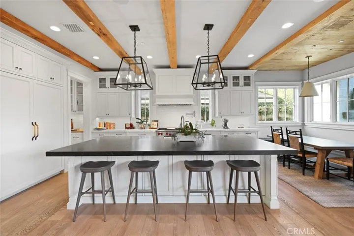 1836 Port Wheeler Place, Newport Beach, California 92660