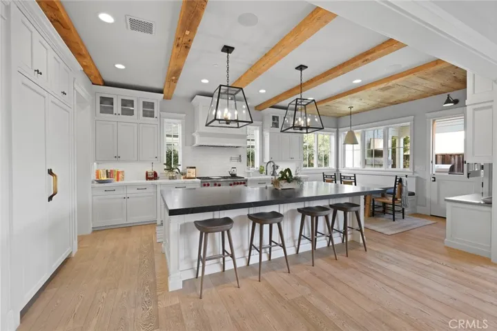 1836 Port Wheeler Place, Newport Beach, California 92660