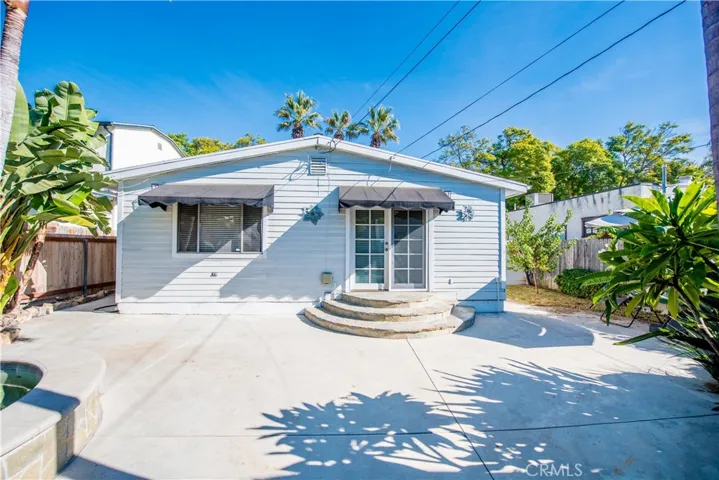 323 N Woods Avenue, Fullerton, California 92832