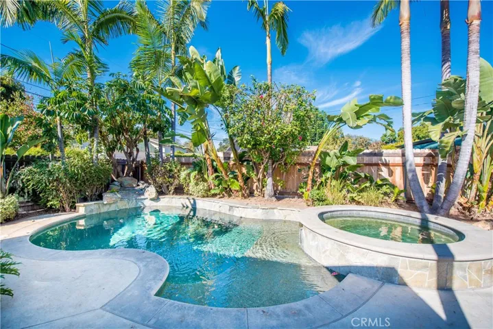 323 N Woods Avenue, Fullerton, California 92832
