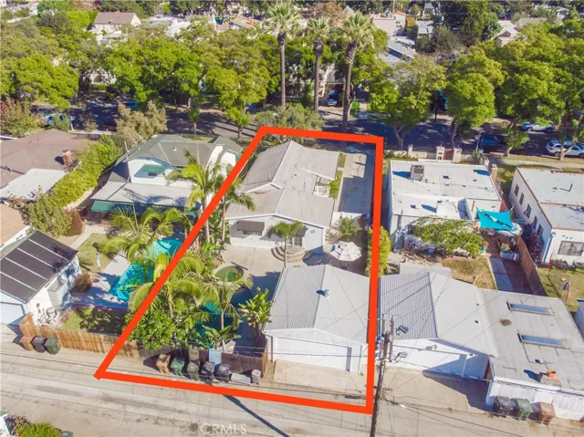 323 N Woods Avenue, Fullerton, California 92832