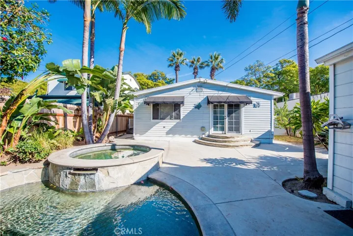 323 N Woods Avenue, Fullerton, California 92832