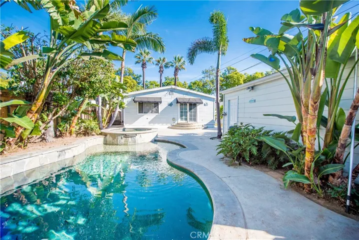 323 N Woods Avenue, Fullerton, California 92832