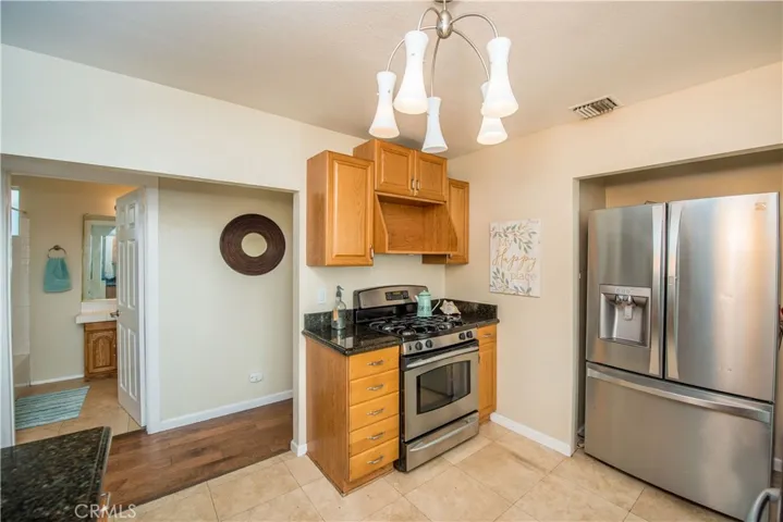 323 N Woods Avenue, Fullerton, California 92832
