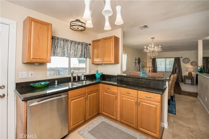 323 N Woods Avenue, Fullerton, California 92832