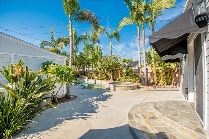 323 N Woods Avenue, Fullerton, California 92832