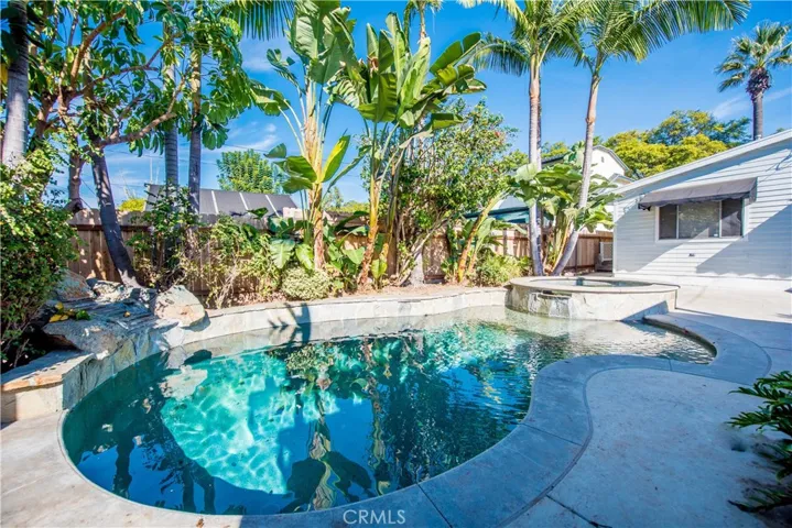323 N Woods Avenue, Fullerton, California 92832