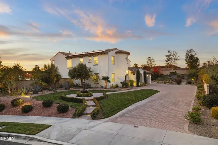 5-web-or-mls-UpmarketMedia-7391Elk-421