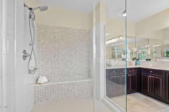 82-web-or-mls-UpmarketMedia-7391Elk-326