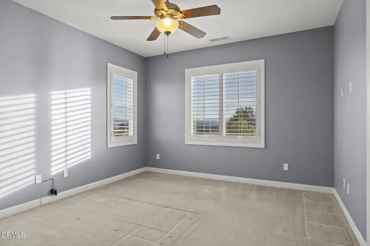 83-web-or-mls-UpmarketMedia-7391Elk-218
