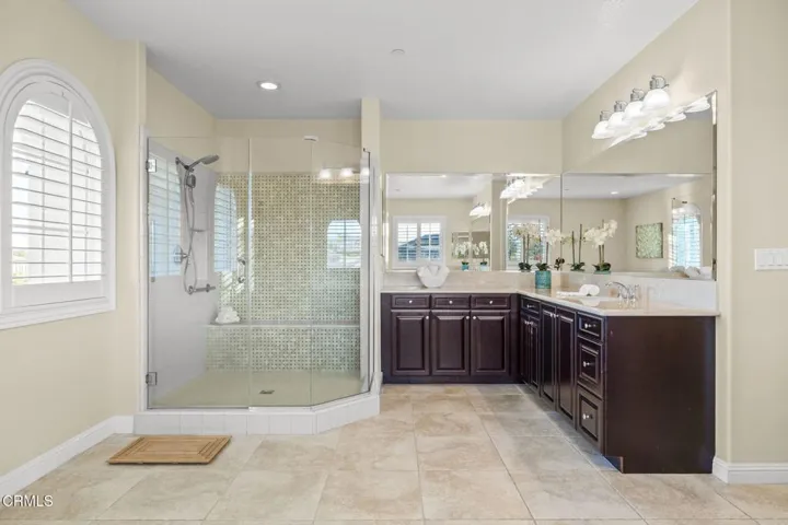 81-web-or-mls-UpmarketMedia-7391Elk-324