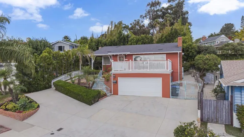 2016 Wilbur Ave, San Diego, California 92109