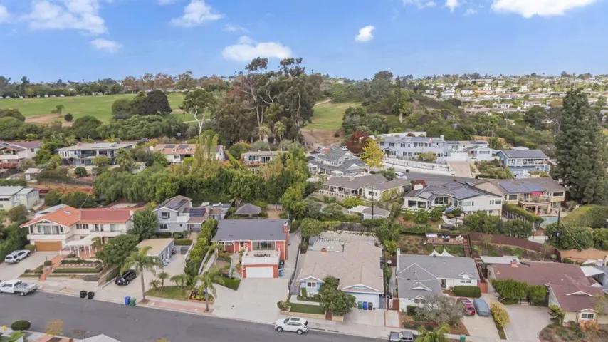 2016 Wilbur Ave, San Diego, California 92109