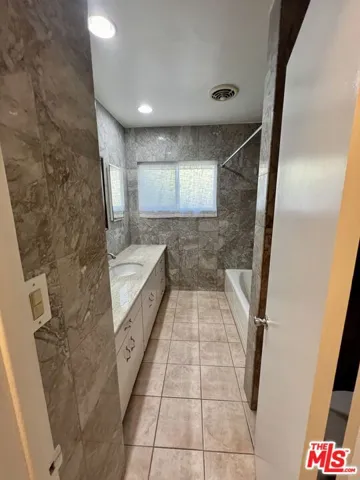 4160 Lincoln Avenue, Culver City, California 90232