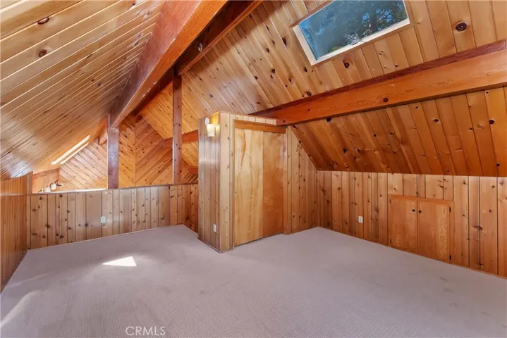 507 Pioneer Road, Lake Arrowhead, California 92352