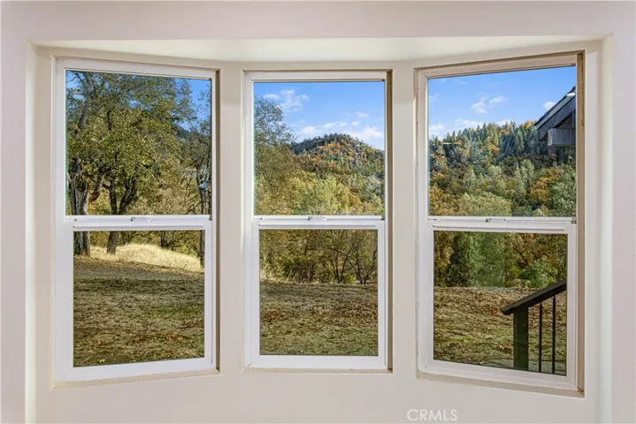 8340 Sulphur Creek Road, Loch Lomond, California 95461