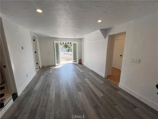 1550 Glenneyre Street, Laguna Beach, California 92651