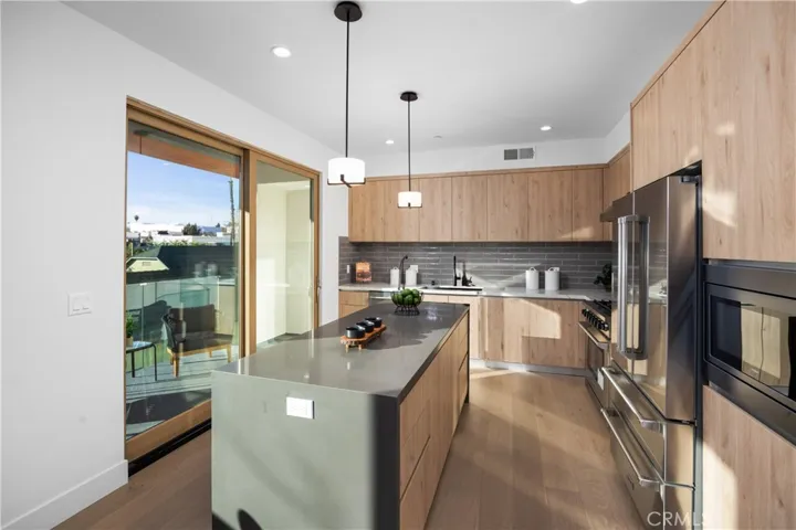 941 E California Boulevard 1, Pasadena, California 91106