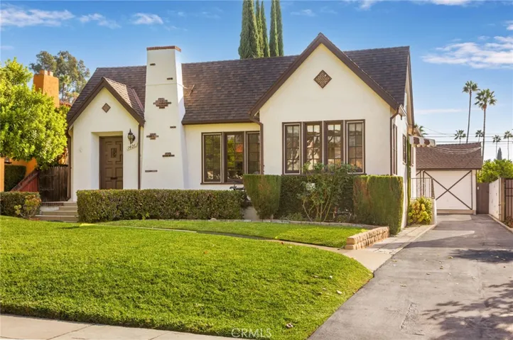 1426 Thompson Avenue, Glendale, California 91201
