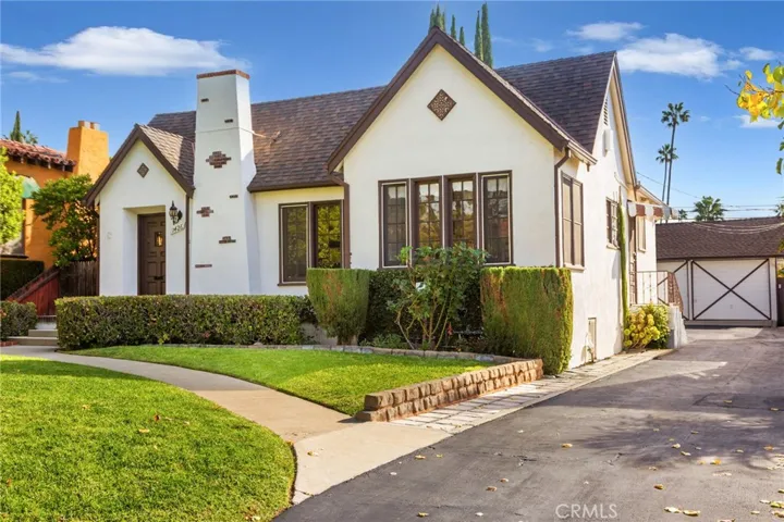 1426 Thompson Avenue, Glendale, California 91201
