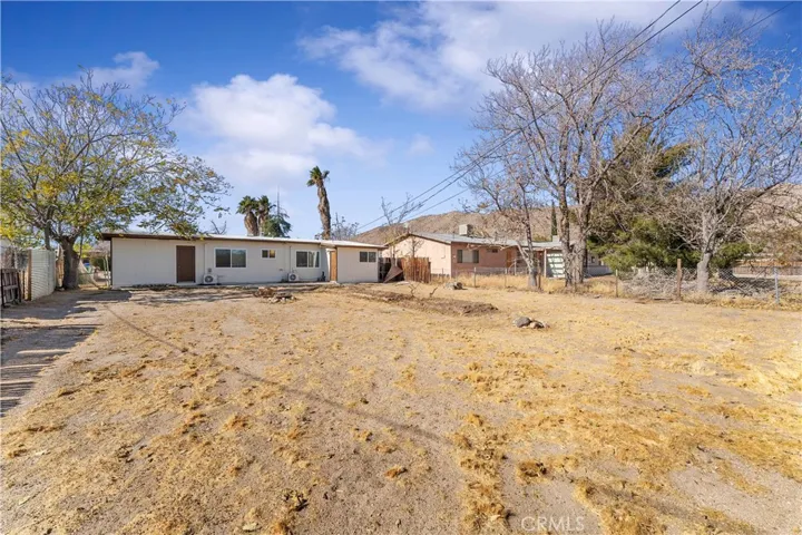 7101 Tamarisk Avenue, Yucca Valley, California 92284