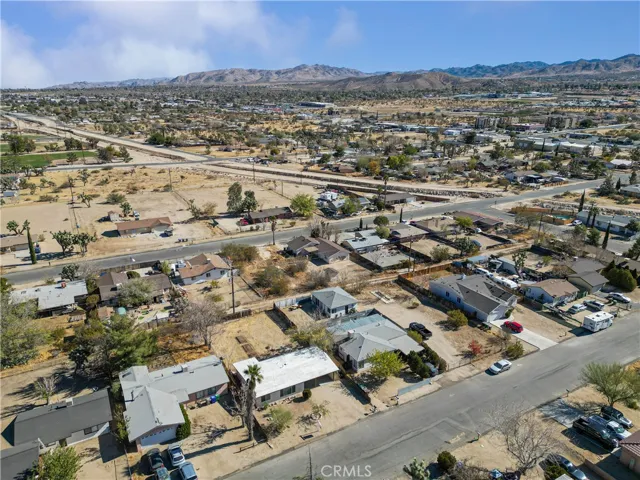 7101 Tamarisk Avenue, Yucca Valley, California 92284