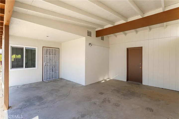 7101 Tamarisk Avenue, Yucca Valley, California 92284