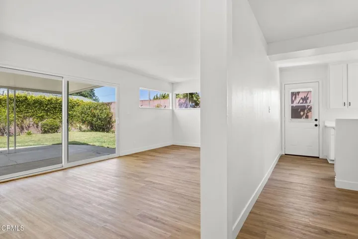 6-web-or-mls-UpmarketMedia_1125Par-6