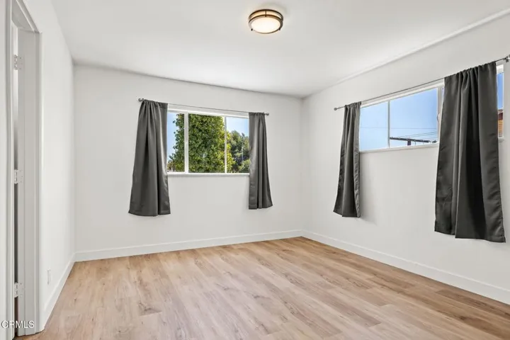 16-web-or-mls-UpmarketMedia_1125Par-17