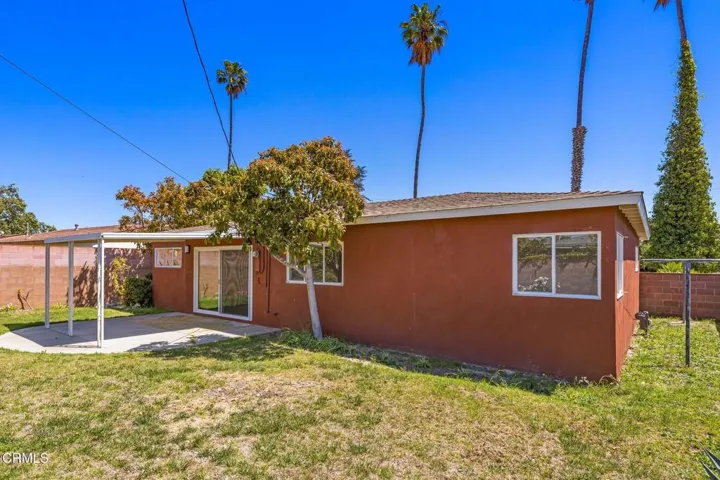 27-web-or-mls-UpmarketMedia_1125Par-28