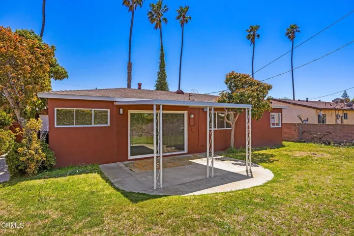 24-web-or-mls-UpmarketMedia_1125Par-25