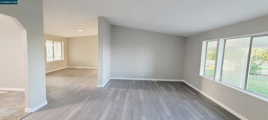 5750 Sellers Avenue, Oakley, California 94561
