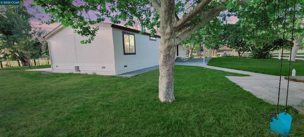 5750 Sellers Avenue, Oakley, California 94561