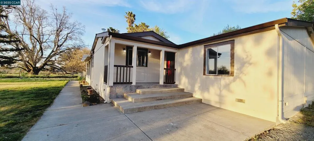 5750 Sellers Avenue, Oakley, California 94561