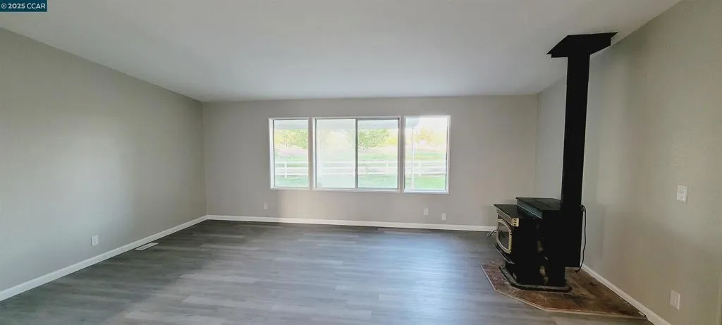 5750 Sellers Avenue, Oakley, California 94561