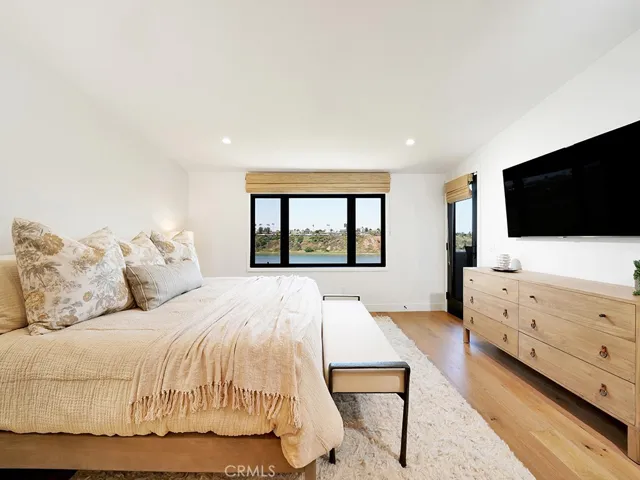 305 Avenida Cerritos, Newport Beach, California 92660