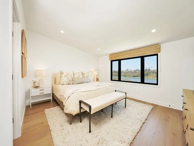 305 Avenida Cerritos, Newport Beach, California 92660