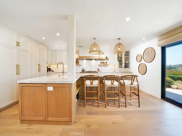 305 Avenida Cerritos, Newport Beach, California 92660