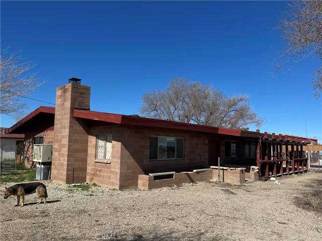10750 Sheep Creek Road, Phelan, California 92371