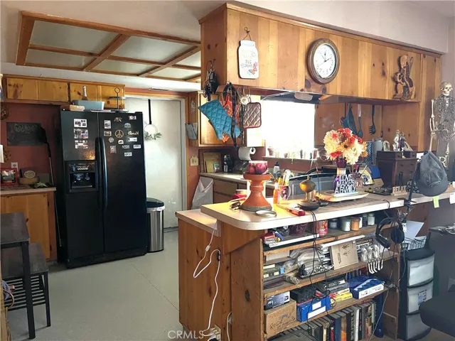 10750 Sheep Creek Road, Phelan, California 92371