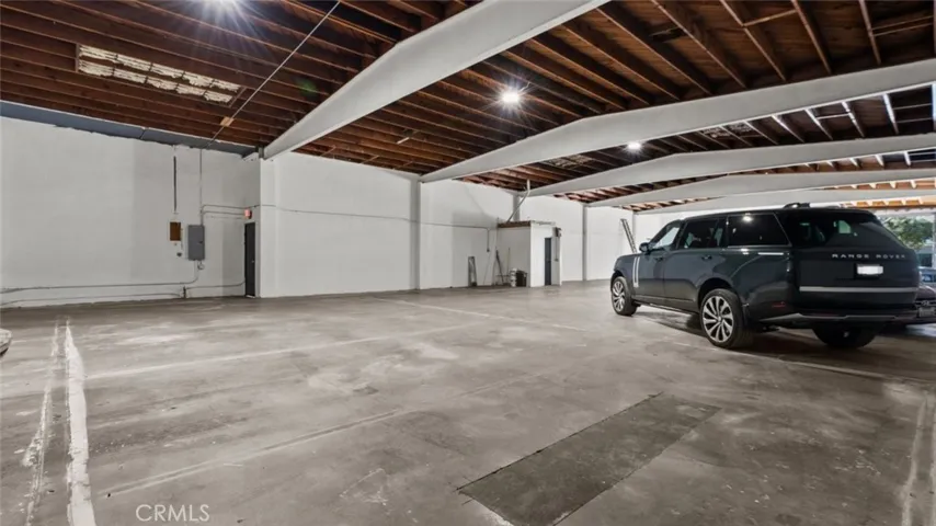 14735 Bessemer Street, Van Nuys, California 91411
