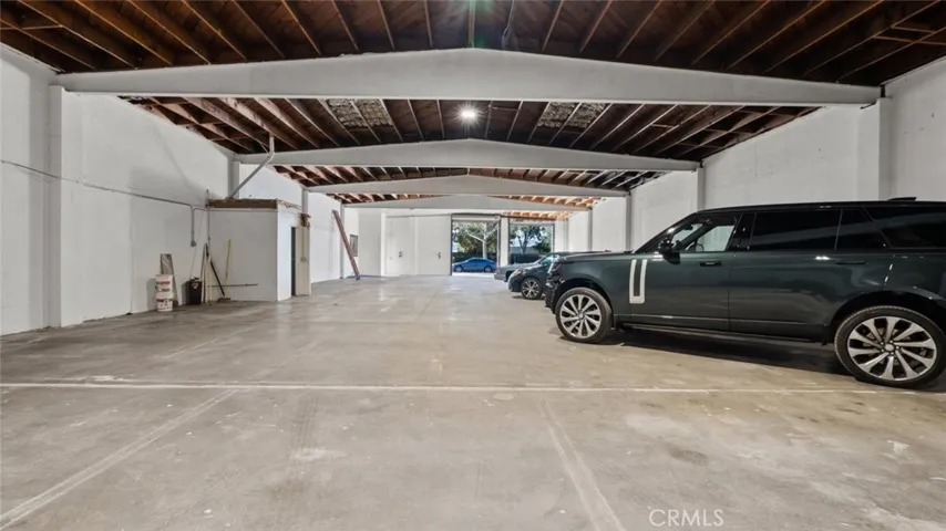 14735 Bessemer Street, Van Nuys, California 91411