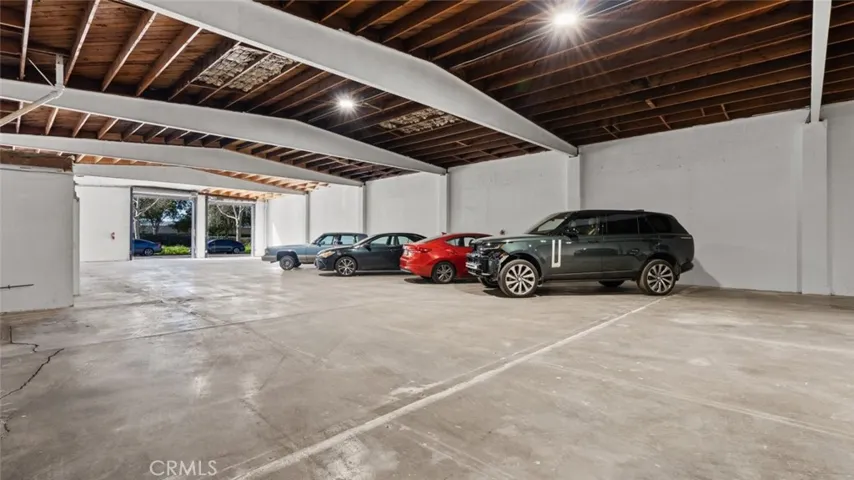 14735 Bessemer Street, Van Nuys, California 91411